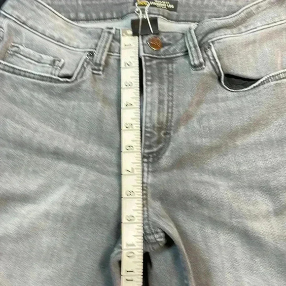 Lee’s women’s 5 regular fit, mid-rise, straight leg 5 pocket jeans size 8 short - Picture 8 of 9